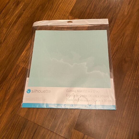 Silhouette Cameo 4 Bundle Professional Vinyl Cutter Machine with Accessories - Picture 13 of 14